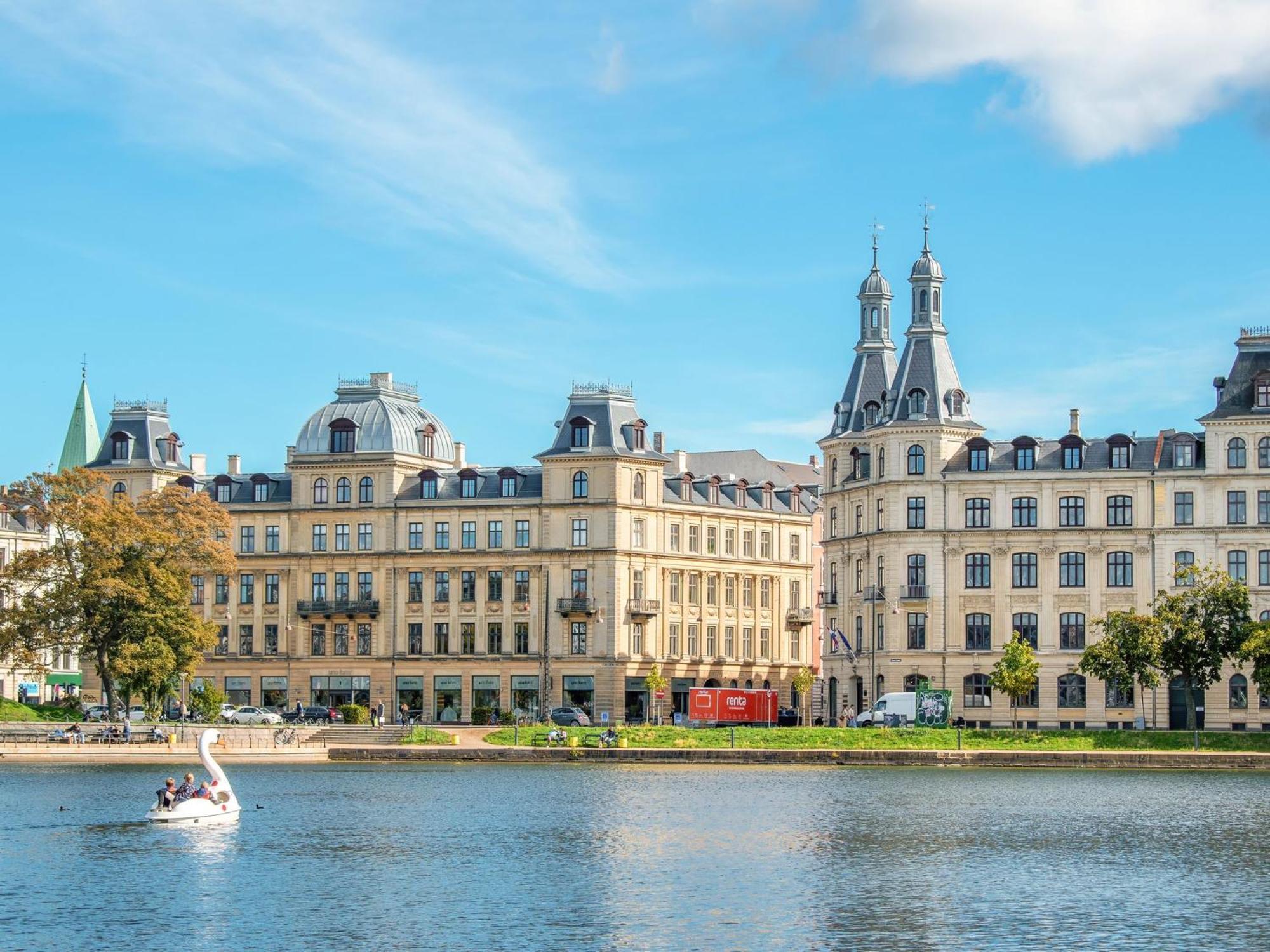 Sanders Square - Spacious Six-Bedroom Apartment Near Amalienborg Köpenhamn Exteriör bild