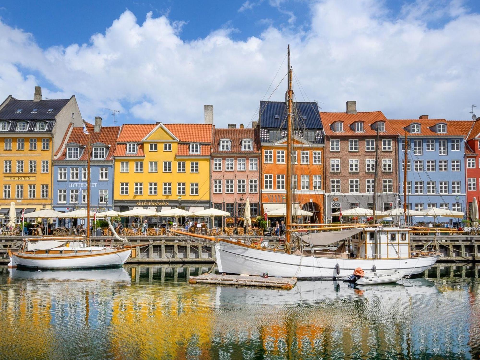 Sanders Square - Spacious Six-Bedroom Apartment Near Amalienborg Köpenhamn Exteriör bild